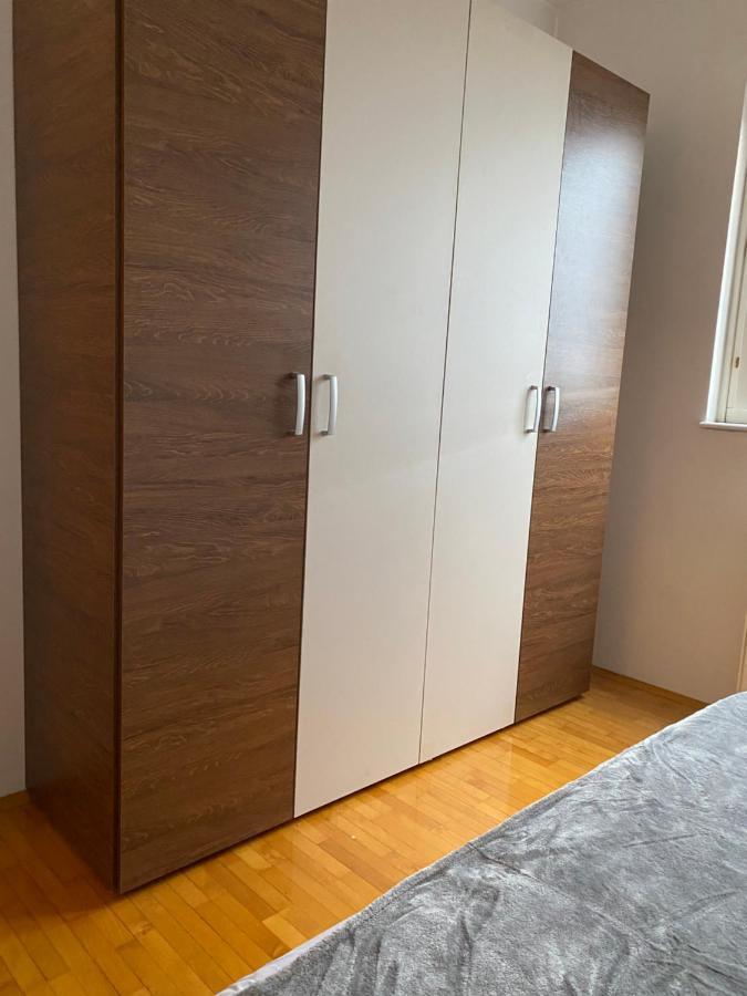 Apartman Centar Apartment Ягодина Екстериор снимка