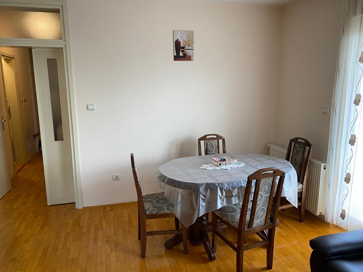 Apartman Centar Apartment Ягодина Екстериор снимка